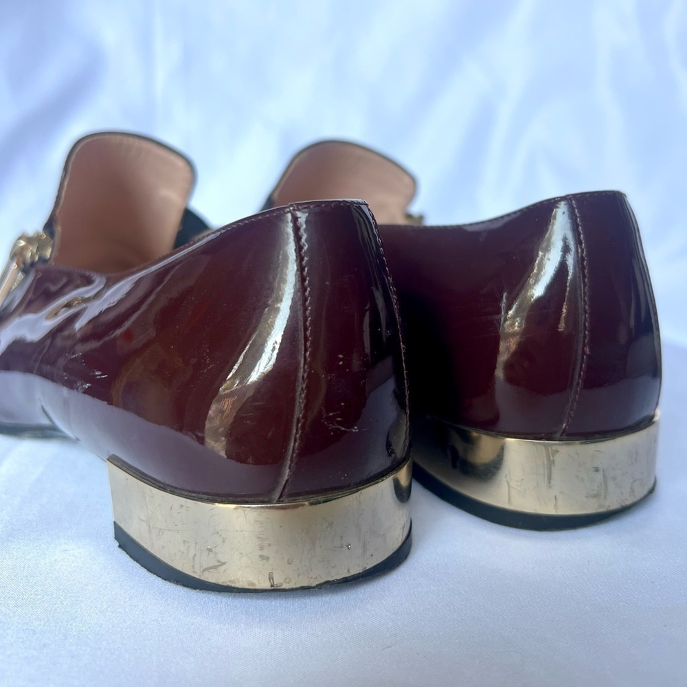 Roger Vivier Polly Burgundy and Gold Patent Leather Loafer Shoes 9 - Picture 8 of 11